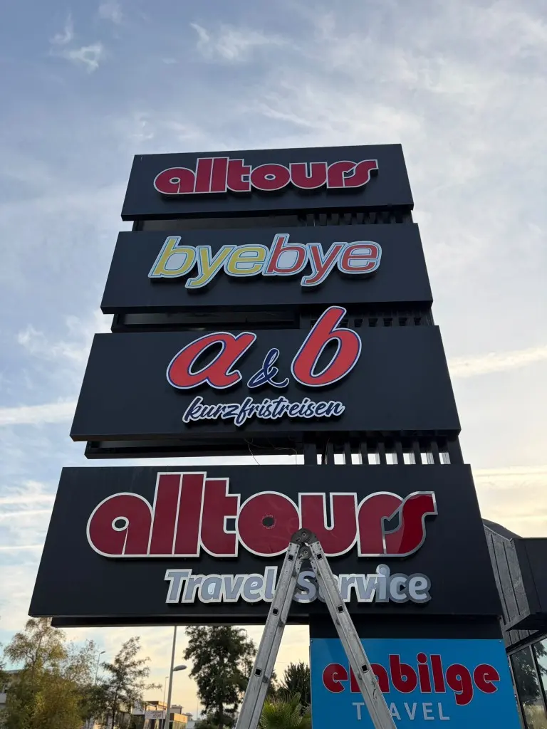alltours